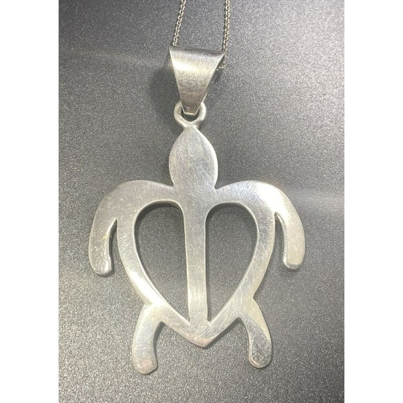 Sterling Silver Turtle Pendant Open Work Heart Love Chain Link Necklace - Picture 1 of 5